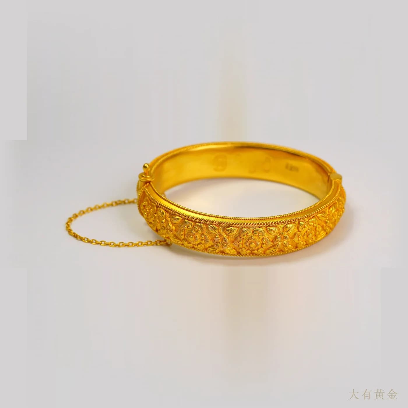 宝相花手镯