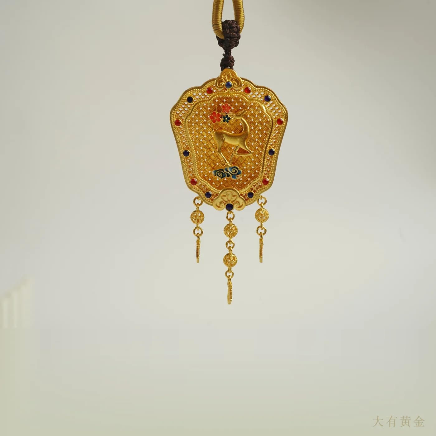 梅花仙鹿挂坠